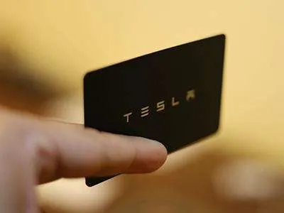 Black tesla business card